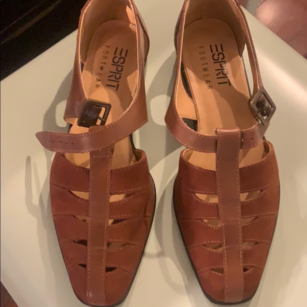 New, Esprit